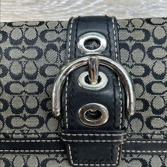 Coach black gray signature soho crossbody and wallet set - Picture 14 of 17